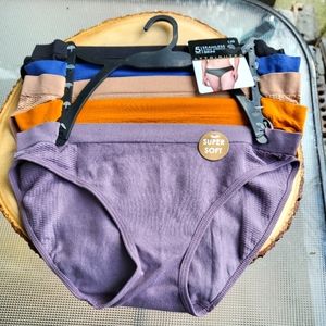 Attributes Women's Underwear 5 Pack